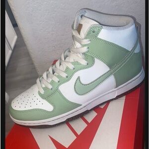 Nike dunk Hi Retro